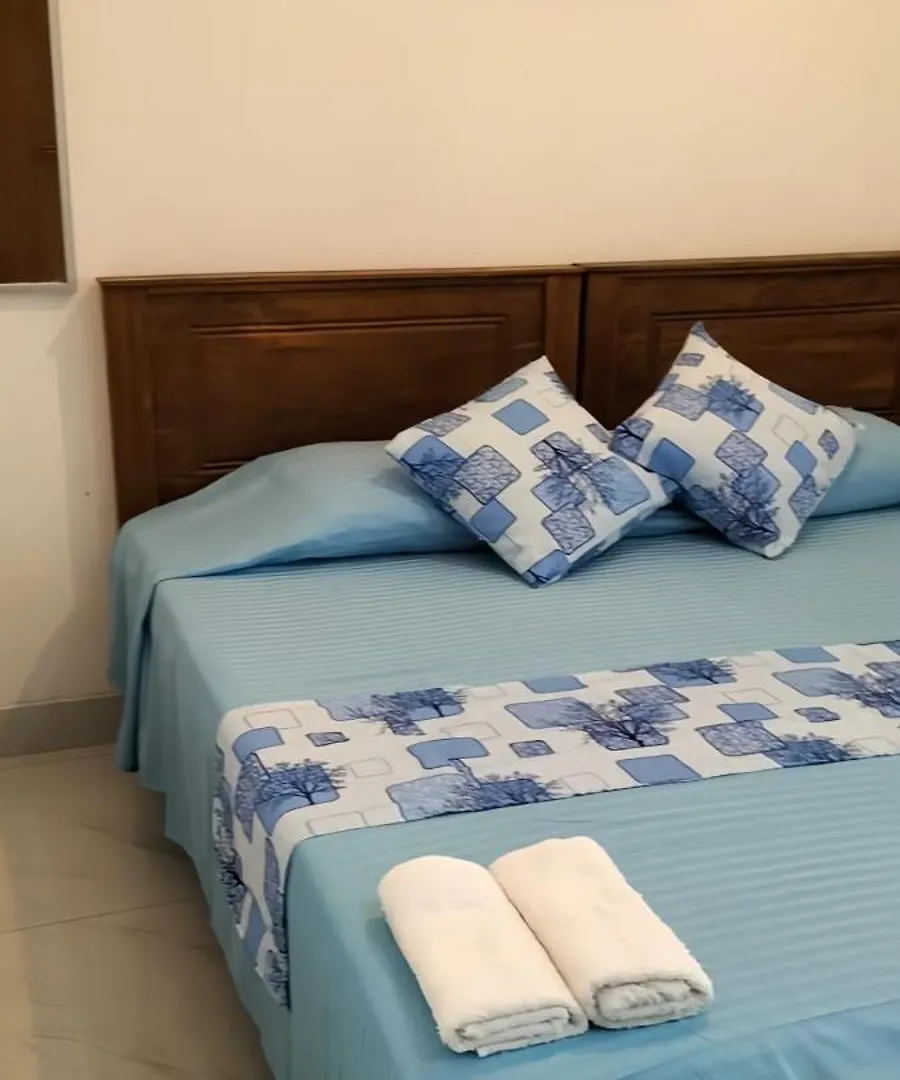 Ceylon Lodge - Airport Transit Hostel Negombo 0*,